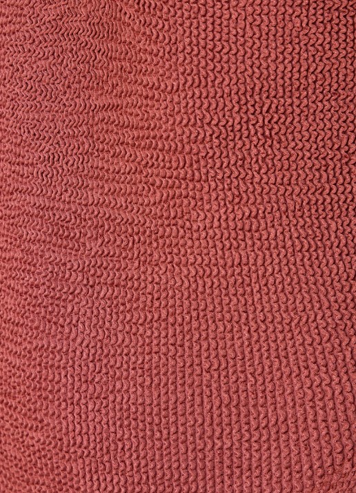 Hunza G Celine badpak met structuur - detail 5 bordeauxrood