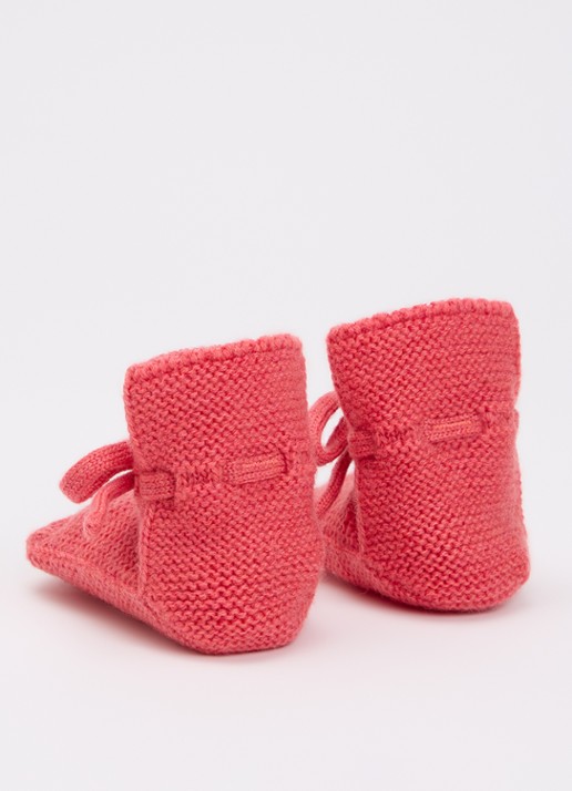 Hvid Babyslofjes van merino wol - achterkant 4 donkerroze