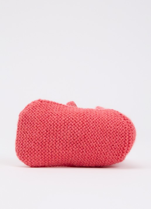 Hvid Babyslofjes van merino wol - detail donkerroze