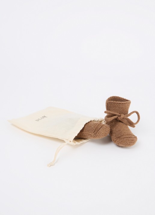 Hvid Babyslofjes van merino wol - detail 2 bruin