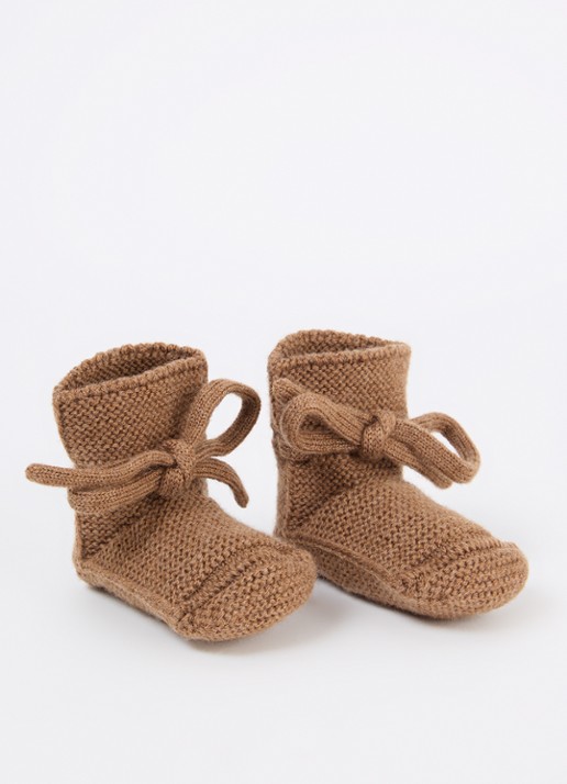 Hvid Babyslofjes van merino wol - voorkant bruin
