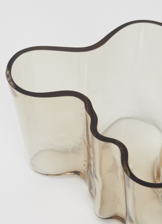 Iittala Alvar Aalto vaas 14 cm - voorkant 2 lichtbruin
