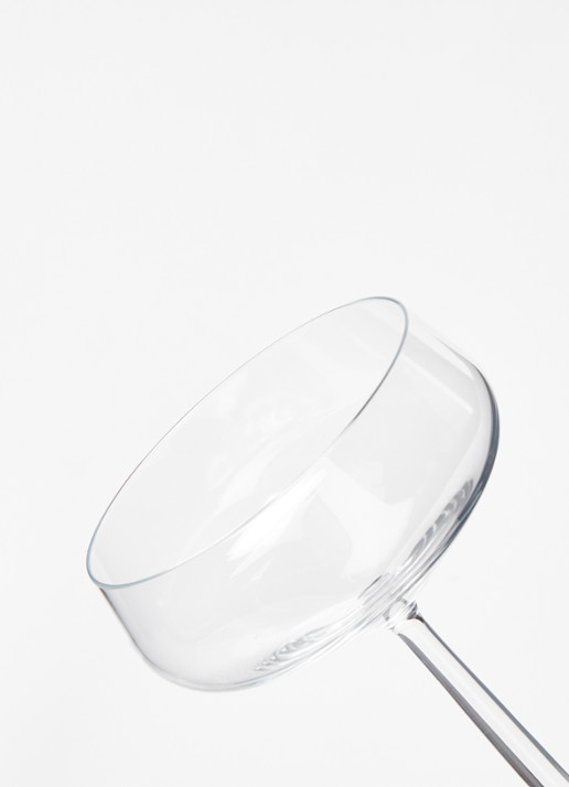 Iittala Essence cocktailglas 31 cl set van 4 - detail 3 helder
