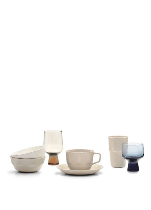 Iittala Solare diep bord 22 cm - voorkant 2 zand