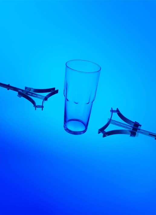 Iittala Solare hoog glas 39 cl elektrisch blauw set van 2 - achterkant donkerblauw