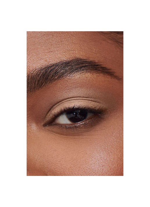 ILIA Beauty Liquid Powder Matte Eye Tint - vloeibare oogschaduw - detail 4 adobe