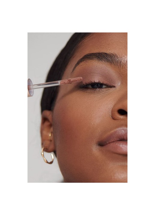ILIA Beauty Liquid Powder Matte Eye Tint - vloeibare oogschaduw - detail 6 tannin