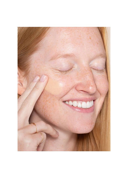 ILIA Beauty Super Serum Skin Tint Broad Spectrum SPF30 - getint serum - detail 4 tulum - st2