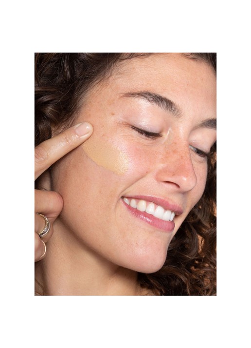 ILIA Beauty Super Serum Skin Tint Broad Spectrum SPF30 - getint serum - detail 4 diaz - st7