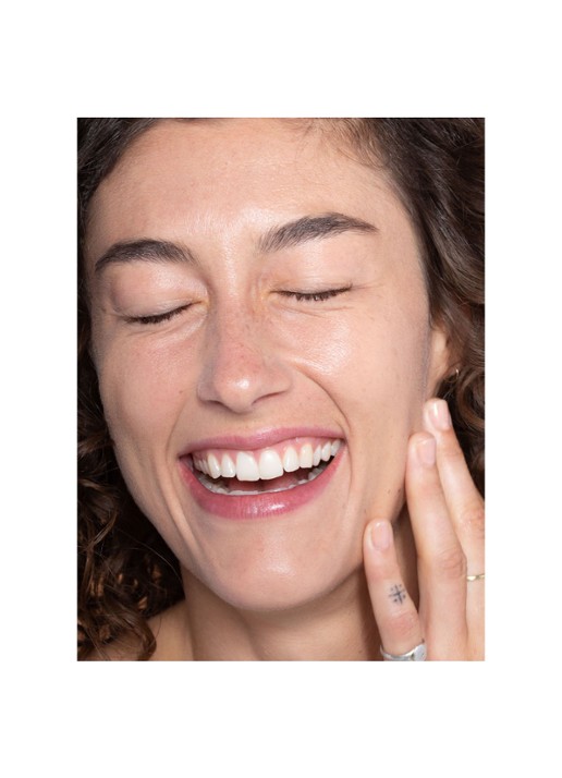 ILIA Beauty Super Serum Skin Tint Broad Spectrum SPF30 - getint serum - detail 5 diaz - st7