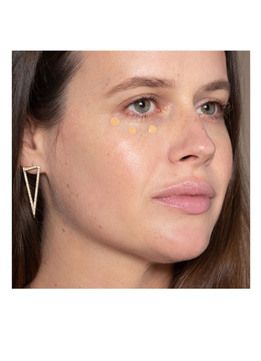 ILIA Beauty True Skin Serum Concealer - detail 4 kava - tssc-03