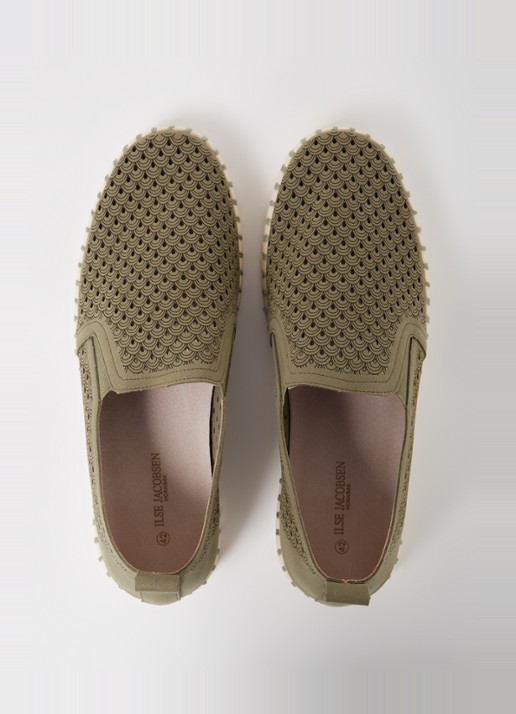 Ilse Jacobsen Tulip slip-on met cut-out detail - detail 4 mosgroen
