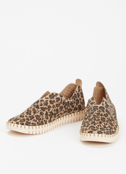 Ilse Jacobsen Tulip slip-on met panterprint - detail 2 beige