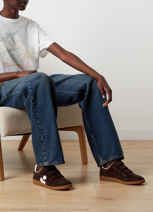 Isabel Marant Beth sneaker van suède - voorkant 7 chocoladebruin