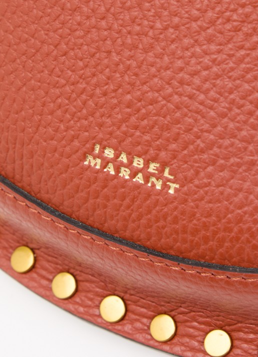 Isabel Marant Skano heuptas van kalfssuède met studs - detail 5 steenrood