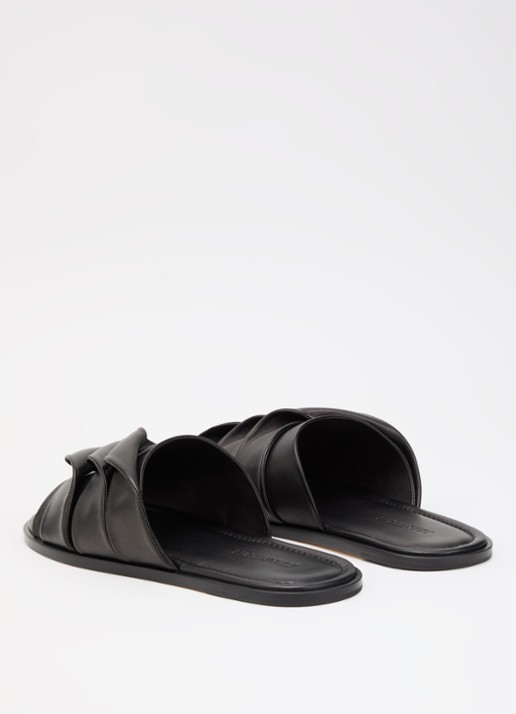 J.W. Anderson Coil slipper van leer - achterkant 2 zwart