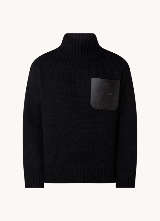 J.W. Anderson Grofgebreide coltrui in alpaca wolblend met borstzak en logo
