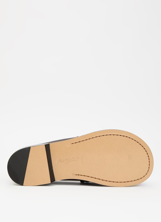 J.W. Anderson Loafer van kalfsleer - detail 4 chocoladebruin