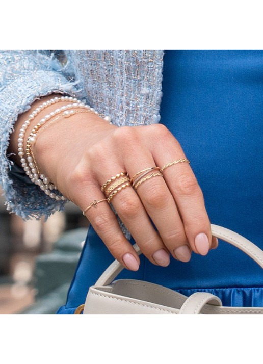 Jackie 14K Gold Vondel ring van 14 karaat geelgoud - voorkant 2 goud