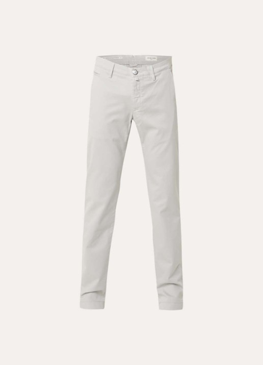Jacob Cohën Bobby slim fit chino met steekzakken - voorkant lichtgrijs