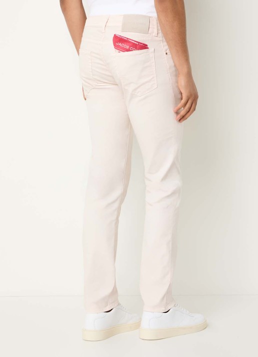 Jacob Cohën Nick slim fit jeans met gekleurde wassing - achterkant creme