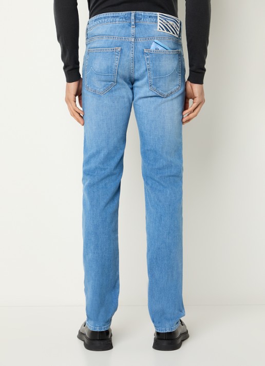 Jacob Cohën Nick slim fit jeans met lichte wassing - achterkant indigo
