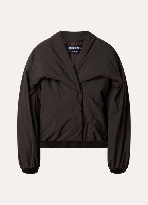 Jacquemus Châle gewatteerd bomberjack met logo - voorkant 2 donkerbruin