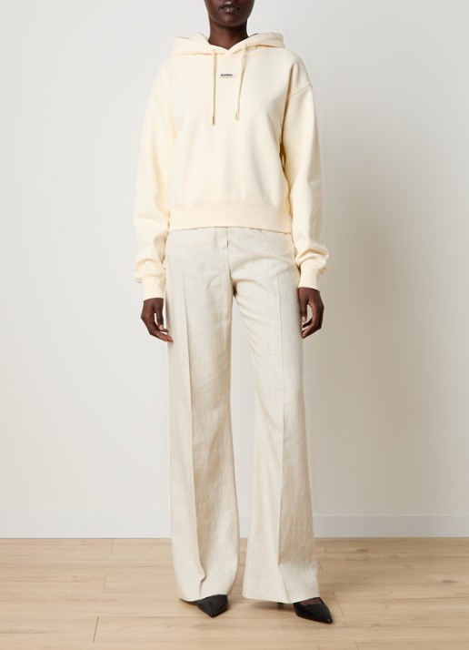 Jacquemus Hoodie met logo - voorkant 6 zand