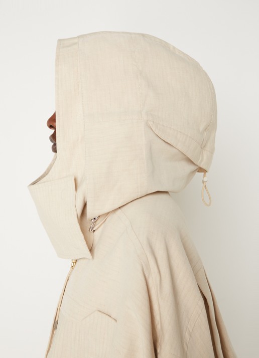 Jacquemus La Parka Raphia cropped parka met ritszakken - detail 5 donkerbeige