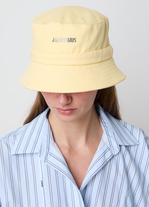 Jacquemus Le Bob Gadjo bucket hoed van canvas - voorkant 2 geel
