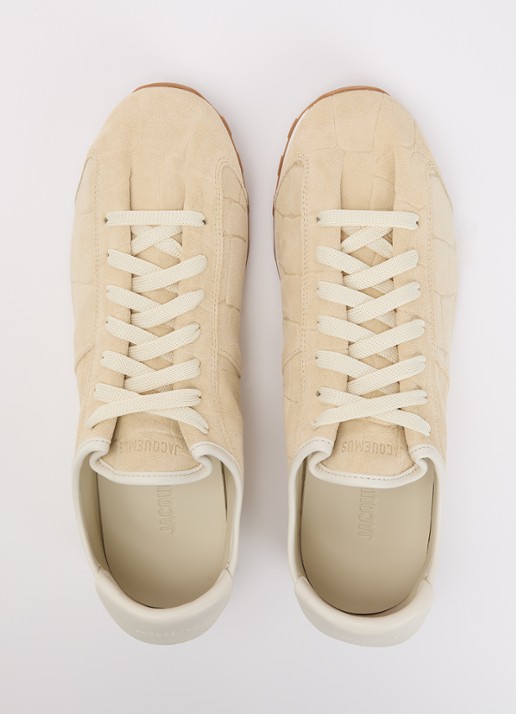 Jacquemus Les Tennis sneaker van kalfssuède met crocostructuur - detail 4 ivoor