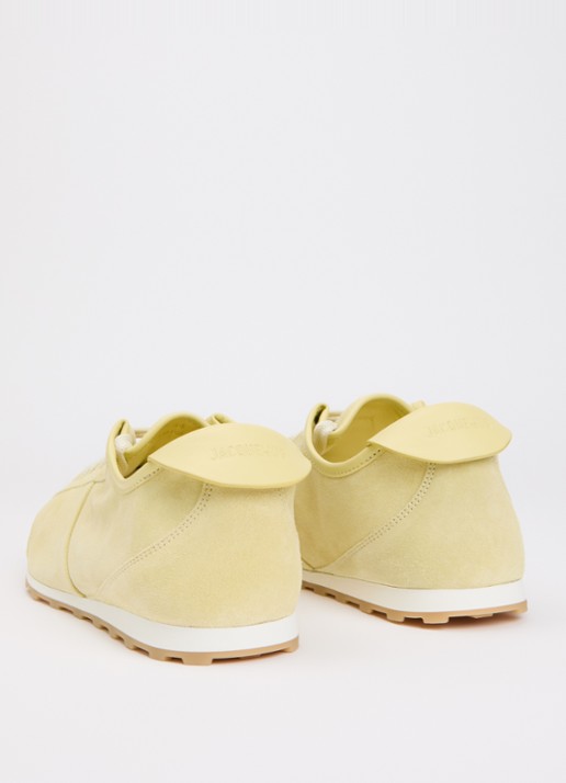 Jacquemus Les Tennis sneaker van kalfssuède - achterkant 5 lichtgeel