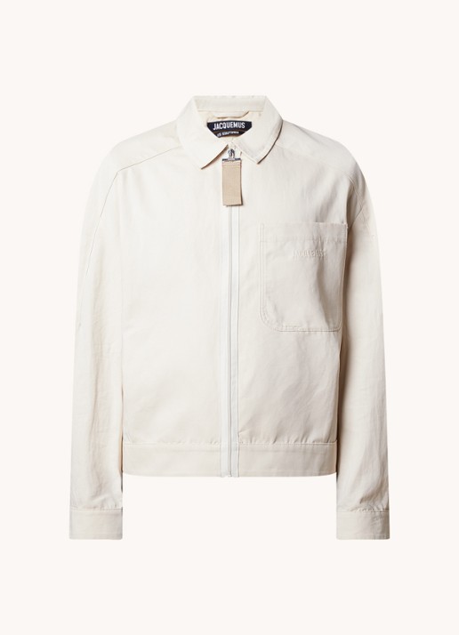 Jacquemus Linu jack met borstzak en logo - voorkant beige