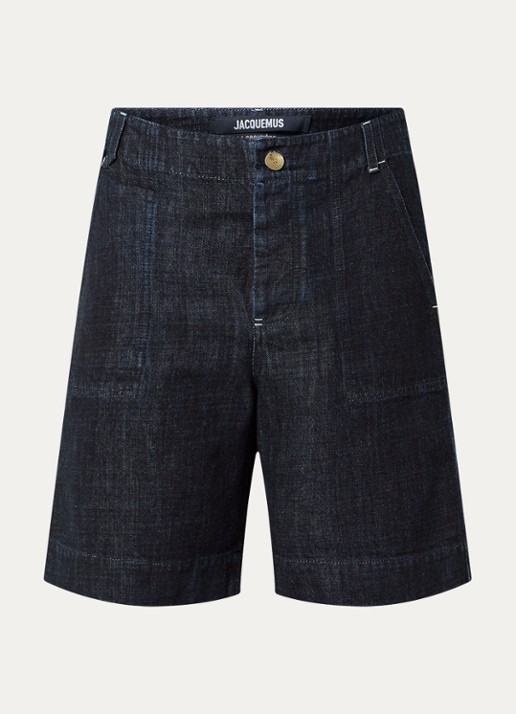 Jacquemus Straight fit korte broek van denim met donkere wassing - voorkant indigo