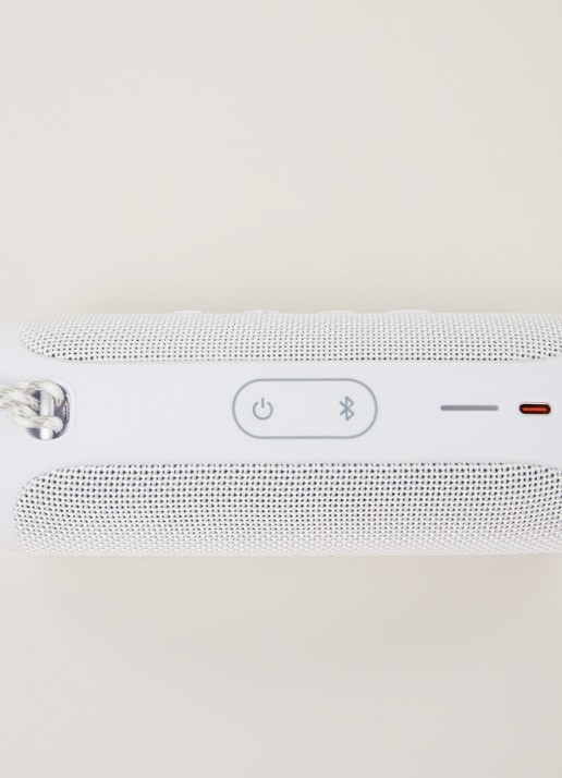 JBL Flip 5 waterproof bluetooth speaker IPX7 - detail 3 wit