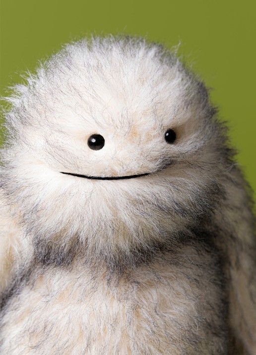 Jellycat Bretti Yeti knuffel 28 cm - voorkant 2 beige