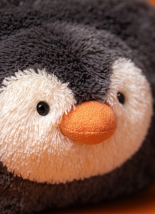 Jellycat Peanut Penguin etui  - detail 5 zwart