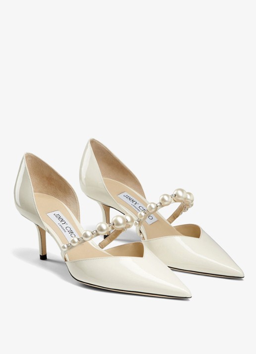 Jimmy Choo Aurelie pump van lakleer met kristal - voorkant 2 ivoor