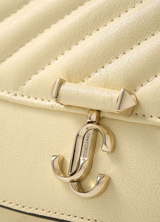 Jimmy Choo Curve clutch van lamsleer met afneembare schouderriem - detail 4 creme