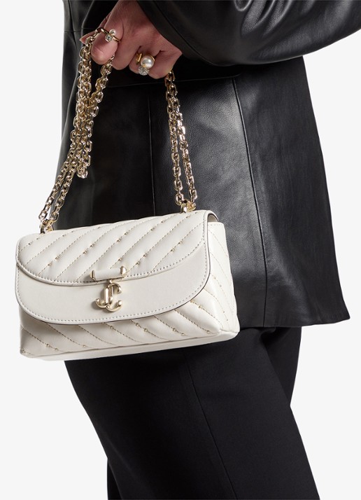 Jimmy Choo Curve S crossbodytas van lamsleer met studs - voorkant 3 gebroken wit