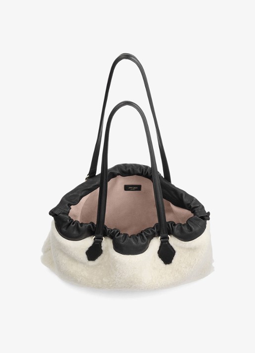 Jimmy Choo Drawstring Tote/M shopper van schapenleer - detail 3 gebroken wit