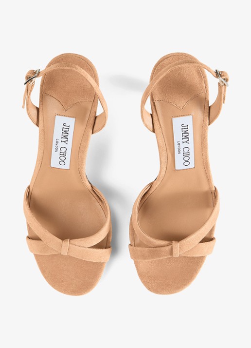 Jimmy Choo Elsy 70 sandalette van geitensuède - detail 2 lichtbruin