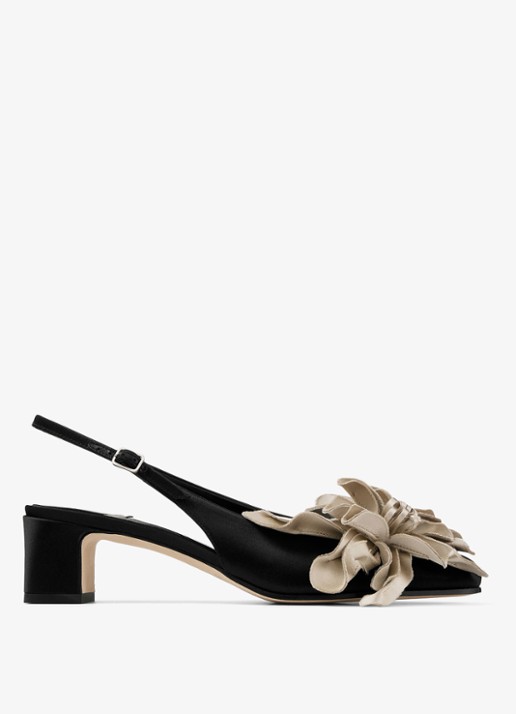 Jimmy Choo Eyla 45 slingback van satijn
