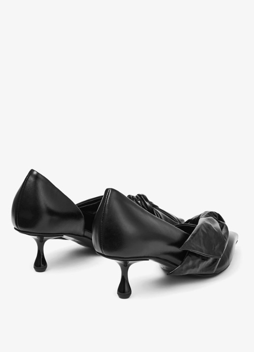Jimmy Choo Issy 50 pump van kalfsleer - achterkant 5 zwart