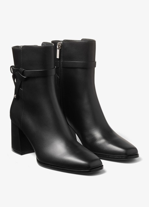 Jimmy Choo Lawton 65 enkellaarsje van kalfsleer - voorkant 2 zwart
