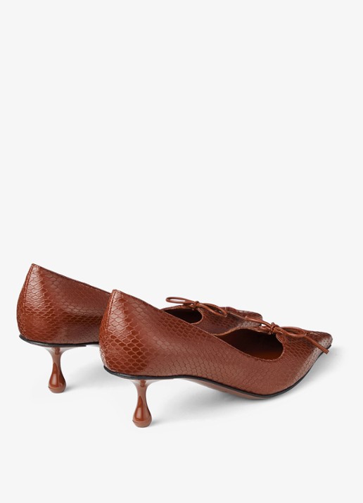 Jimmy Choo Scarlett 50 pump van kalfsleer - achterkant 3 cognac
