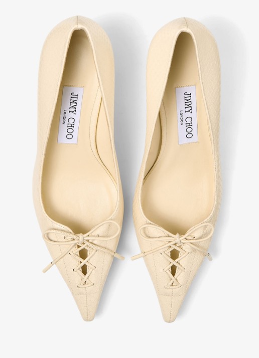 Jimmy Choo Scarlett 50 pump van kalfsleer - detail 3 creme