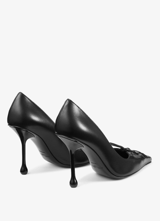 Jimmy Choo Scarlett 50 pump van lamsleer - achterkant zwart