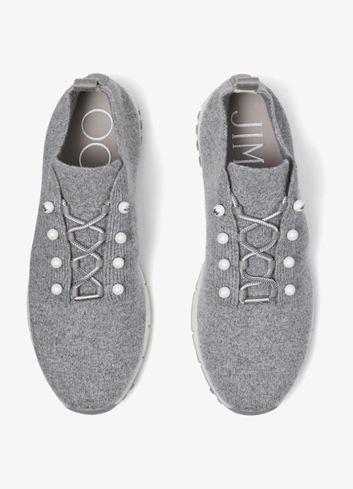 Jimmy Choo Veles sneaker in kasjmierblend - detail grijsmele