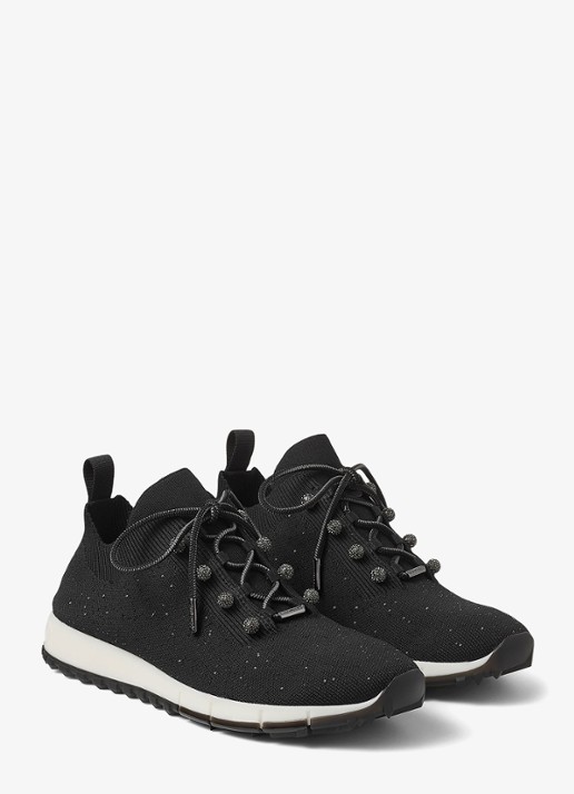 Jimmy Choo Veles sneaker met gebreid bovenwerk en pailletten - voorkant 3 zwart